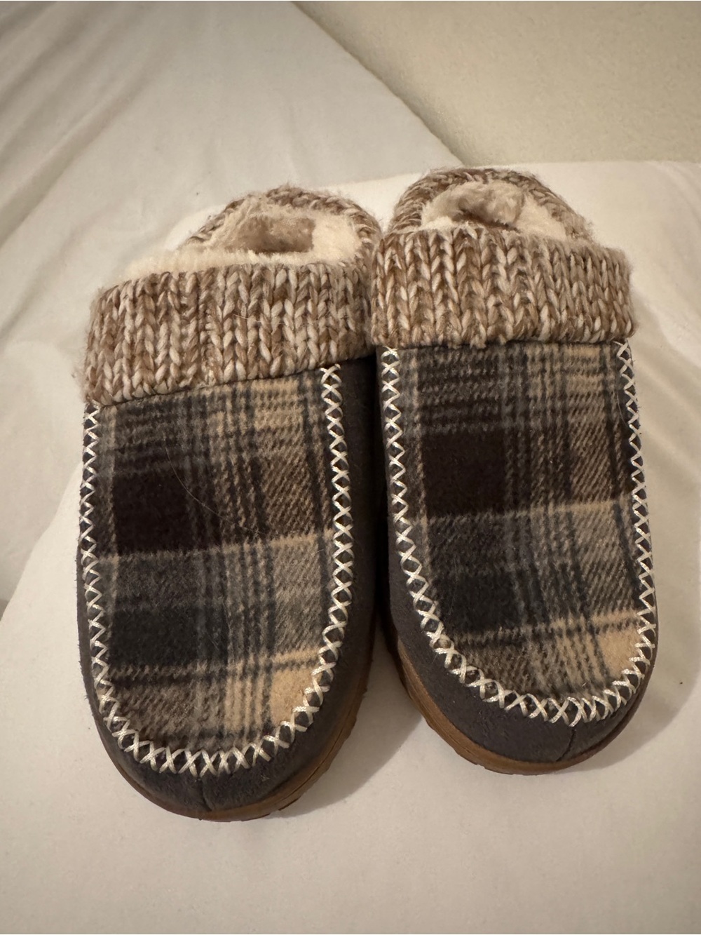 Dwarfisms cozy comfort slippers with Knit Cuff - size women's 7-8